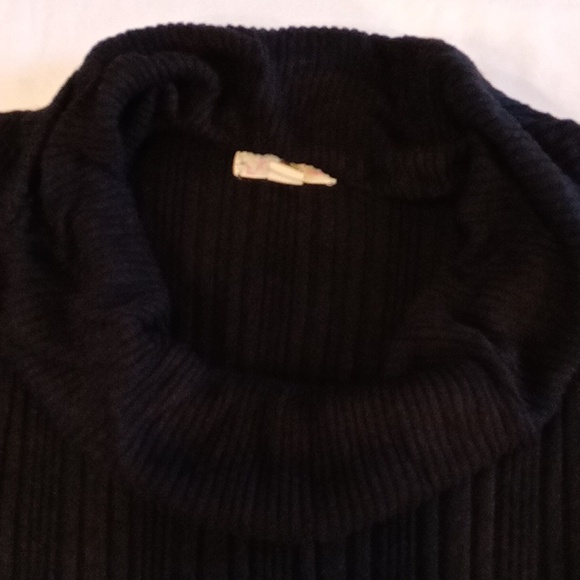 It's Our Time Sweater Large Black Long Sleeves - Picture 5 of 8